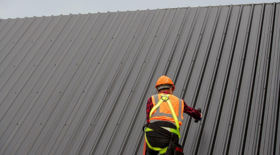 Professional metal roof installation services in Folsom, CA